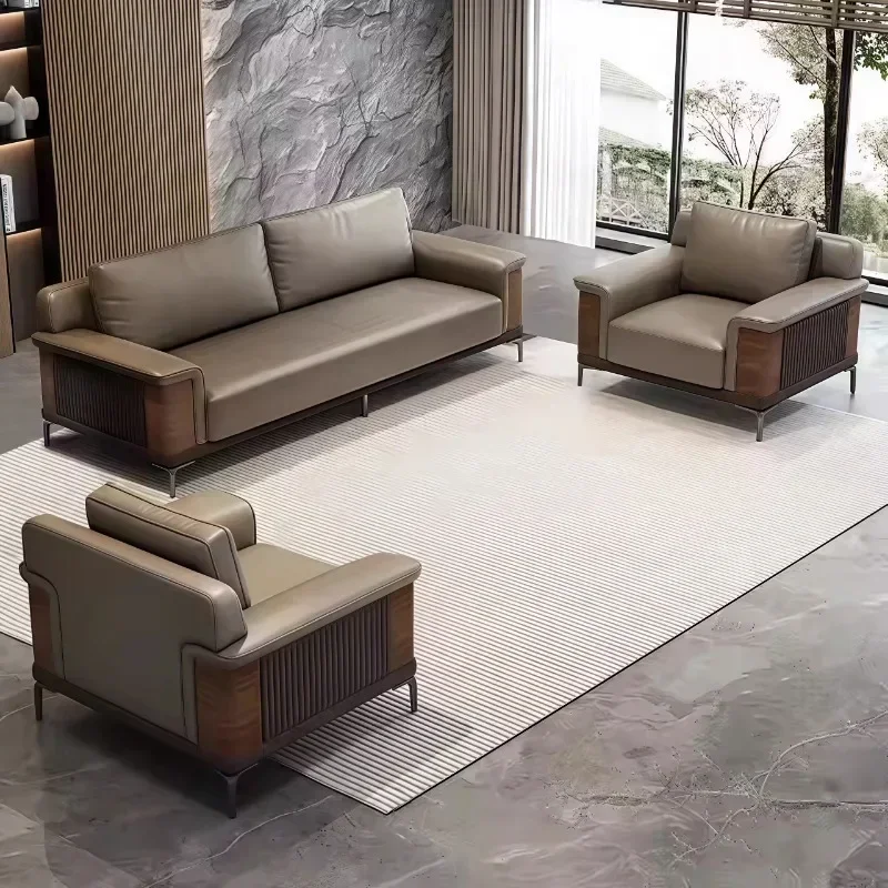 Divani e Set di Divani in Liqu - Office Furniture Liquidations recensione e prezzo