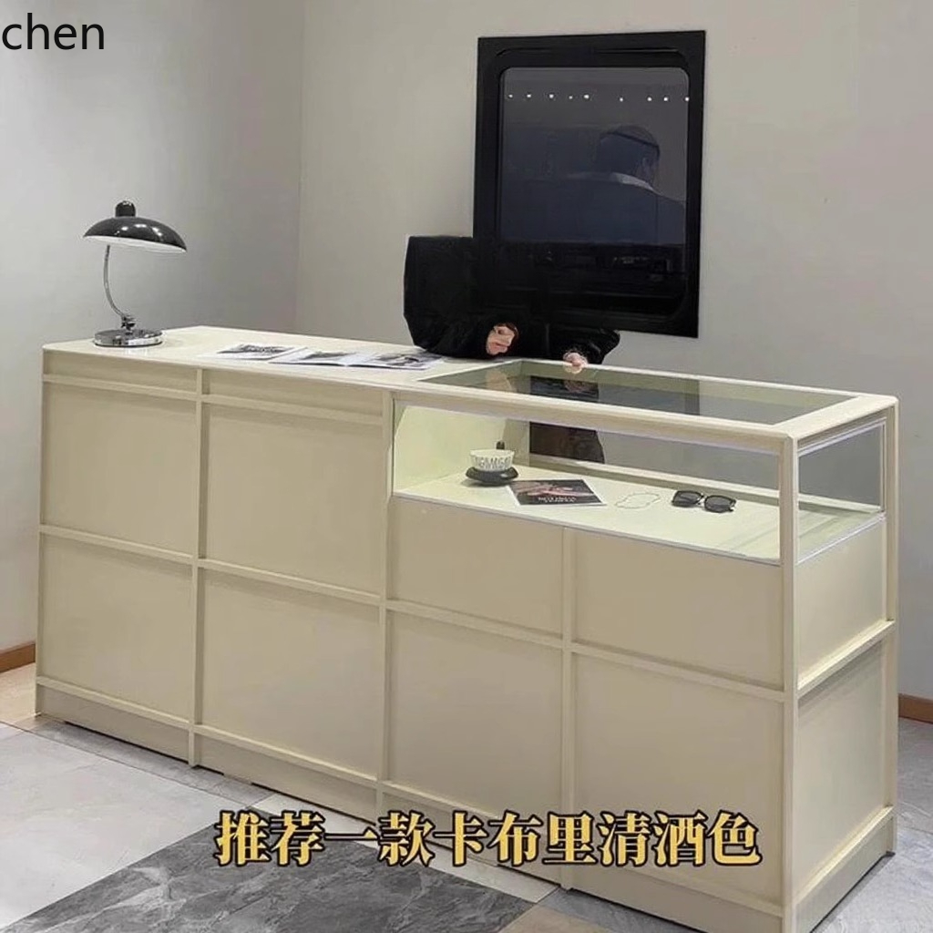CZ Negozio di abbigliamento Ta - Office Furniture Store recensione e prezzo