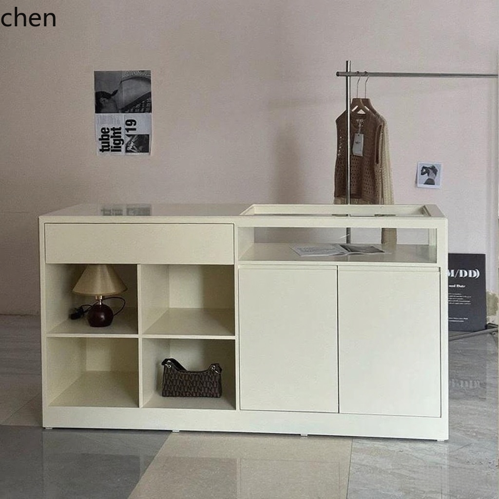 CZ Negozio di abbigliamento Ta - Office Furniture Store recensione e prezzo